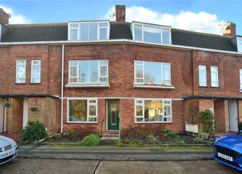 Banstead - 2 bed flat for sale