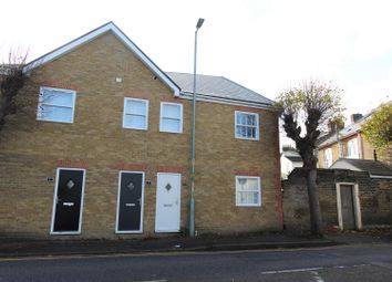 Thumbnail Flat to rent in Montgomery Road, Gillingham