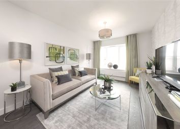 2 Bedrooms Flat for sale in Felcott Road, Hersham, Walton-On-Thames, Surrey KT12