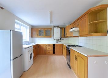 3 Bedroom Semi-detached house for rent