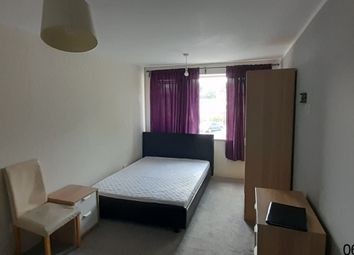 Thumbnail Room to rent in Wakefield Road, Normanton