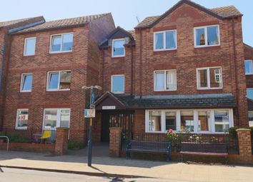 Thumbnail 1 bed flat for sale in West Avenue, Filey