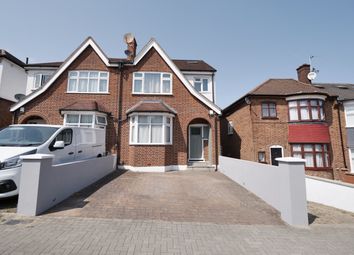 Thumbnail Flat for sale in Eylewood Road, London