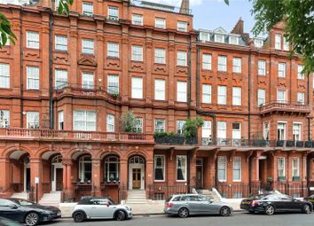 Thumbnail 3 bed flat for sale in Cadogan Square, London, Kensington And Chelsea