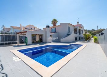 Thumbnail 3 bed villa for sale in Mexilhoeira Grande, Portugal