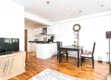 Thumbnail Flat for sale in Hoxton Street, London