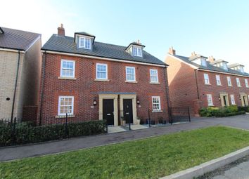3 Bedroom Town house for rent