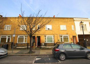 2 Bedrooms Terraced house for sale in Robinson Road, Hackney E2