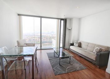 Thumbnail 1 bed flat to rent in The Landmark East Tower, 24 Marsh Wall, Canary Wharf, London