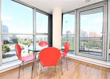 2 Bedrooms Flat to rent in Switch House, 4 Blackwall Way, Canary Wharf E14