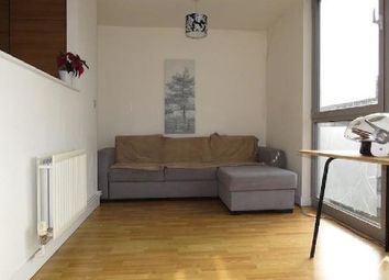 2 Bedrooms Flat to rent in Umberston Street, London E1