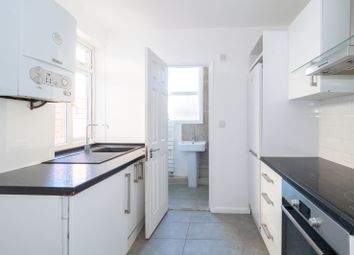 Thumbnail 1 bed flat to rent in Demesne Road, Wallington, Surrey