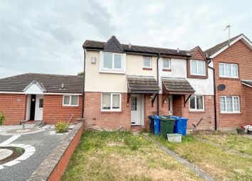 Thumbnail Town house to rent in Harpenden Drive, Dunscroft, Doncaster
