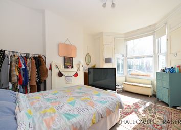 1 Bedrooms Flat to rent in Powerscroft Road, London E5