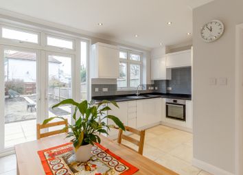 3 Bedroom Semi-detached house for rent