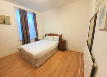 Thumbnail Room to rent in High Street North, East Ham