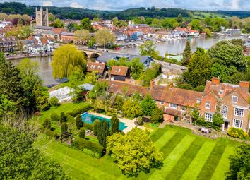 Thumbnail Country house for sale in Henley Bridge, Henley-On-Thames