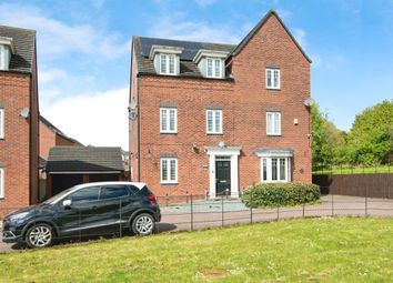 Thumbnail Semi-detached house for sale in Kyngston Road, West Bromwich