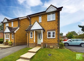 Thumbnail 3 bed link-detached house for sale in Lyon Oaks, Warfield, Bracknell, Berkshire