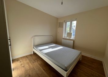 Thumbnail Room to rent in Athelstan Road, Romford