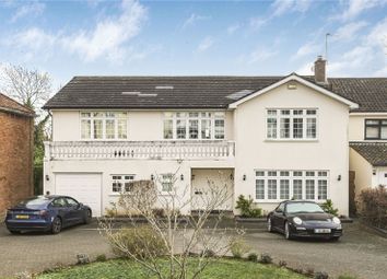 Thumbnail Detached house for sale in Broadgates Avenue, Hadley Wood