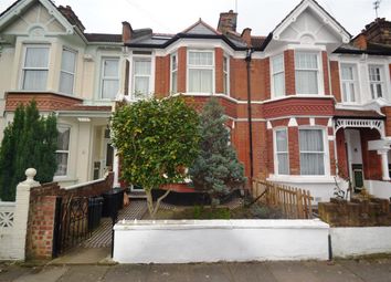 Thumbnail Flat to rent in Elborough Street, London