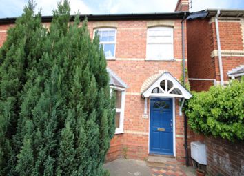 Thumbnail 2 bed flat to rent in Reading Road, Henley-On-Thames, Oxfordshire