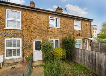 Thumbnail Cottage to rent in Hawks Road, Norbiton, Kingston Upon Thames