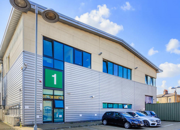 Thumbnail Light industrial to let in Glengall Road, London