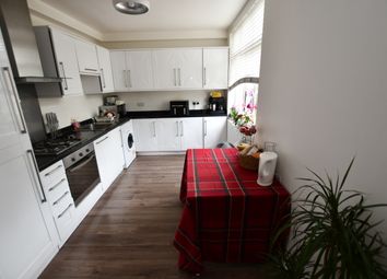 Thumbnail Flat for sale in Barclay Road, Croydon