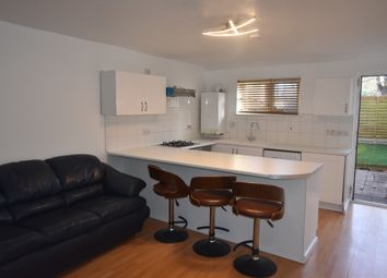 Thumbnail 4 bed town house to rent in Cardinals Way, London