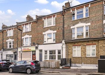 Thumbnail Flat to rent in Hampden Road, London