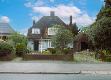 Thumbnail Detached house for sale in Old Bedford Road, Luton