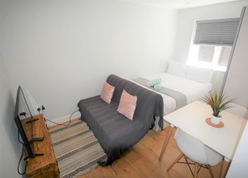 Thumbnail Flat to rent in Flat 1, Woodside, Bournemouth