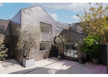 Thumbnail Link-detached house for sale in Gloucester Avenue, London