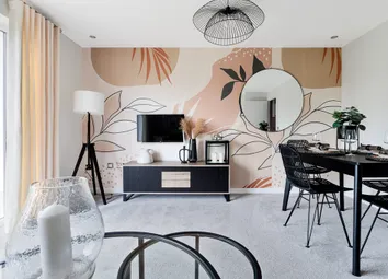 Open Plan Lounge To Relax And Eat