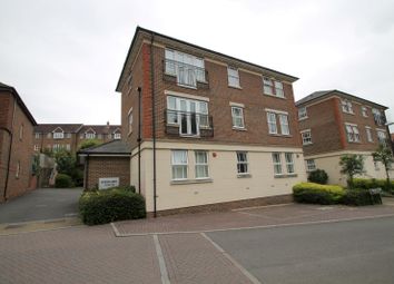 2 Bedrooms Flat to rent in Brooklands, Bolnore Village, Haywards Heath RH16