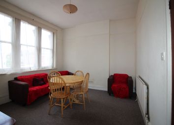1 Bedrooms Flat to rent in Romford Road, Stratfprd E15