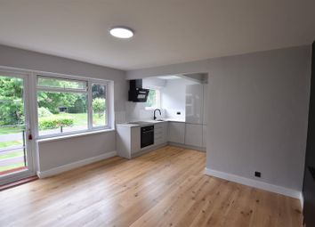 Thumbnail 1 bed flat to rent in Lovelace Road, Surbiton