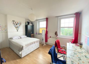 Thumbnail Room to rent in Bow Road, East London