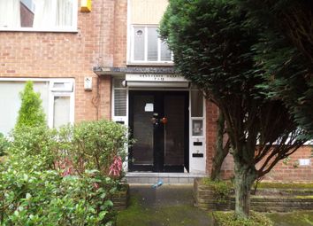 2 Bedrooms Flat to rent in Park Lane, Salford M7