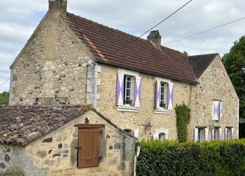 Thumbnail 5 bed property for sale in Saint-Cyprien, Aquitaine, 24220, France