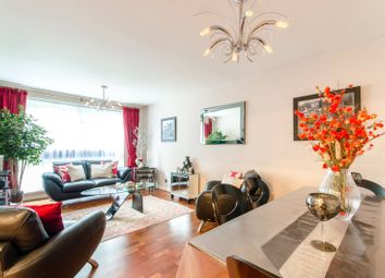 2 Bedrooms Flat for sale in Imperial Court, High Road, North Finchley, London N20