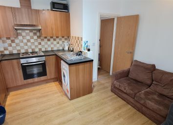 Thumbnail 2 bed flat to rent in Colum Road, Cathays, Cardiff