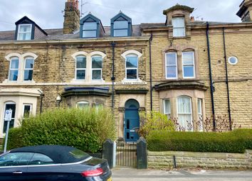 Thumbnail Flat to rent in Hyde Park Road, Harrogate