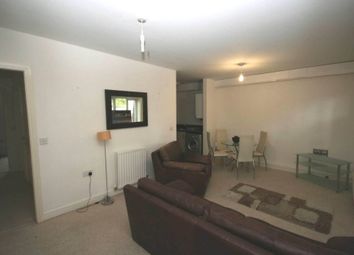 Bolton - Flat to rent                         ...