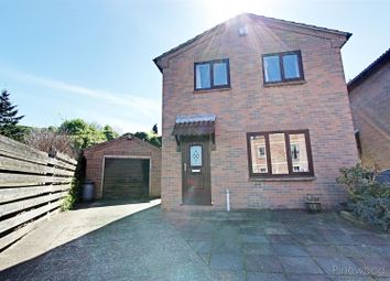 Thumbnail 3 bed detached house to rent in Piccadilly Road, Chesterfield, Derbyshire