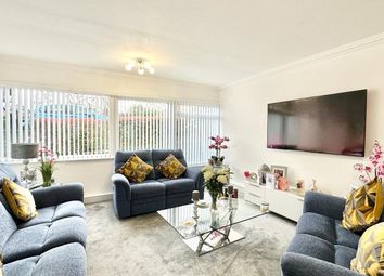 Thumbnail 2 bedroom flat for sale in St. Winifreds Close, Chigwell