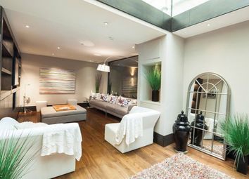 2 Bedrooms Flat to rent in Eaton Terrace, London SW1W