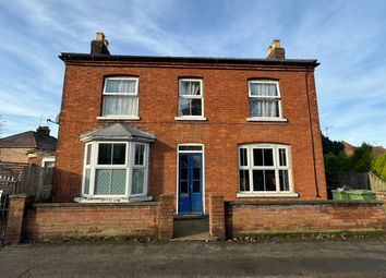 Thumbnail 3 bed detached house to rent in Lynn Road, Wisbech